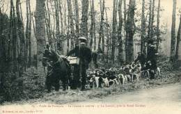 N°22540 -cpa Forêt De Tronçais -la Chasse à Courre-le Lancer Près Le Rond Gardien- - Chasse