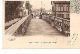 LAROCHE PASSERELLE SUR LE CANAL,PERSONNAGES REF 28735 - Laroche Saint Cydroine