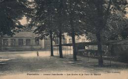 ( CPA 93 )  PIERREFITTE  /  Avenue Jean-Jaurès  -  Les Écoles Et La Place Du Marché  - - Pierrefitte Sur Seine