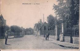 MOISSELLES - La Place CPA écrite En 1921 - Moisselles