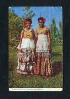 Fidji - Fijian Couple In Ceremonial Dress - Fiji