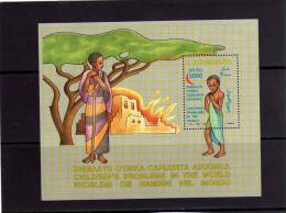 SOMALIA SOOMAALIYA 1993 CHILDHOOD ENFANCE SOUVENIR SHEET - INFANZIA FOGLIETTO MNH - Somalia (1960-...)