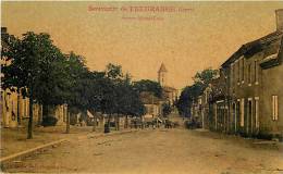 32 . FLEURANCE . SOUVENIR DE FLEURANCE . AVENUE MARTIAL CAZES . - Fleurance