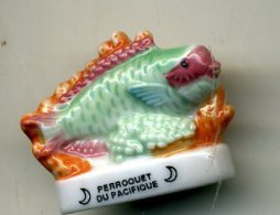 FEVE   POISSON PERROQUET DU PACIFIQUE  Série Atlas - Tiere