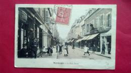 CPA - CARTE POSTALE - 45 - MONTARGIS - LA RUE DORÉE - Montargis