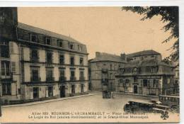 CPA 03 BOURBON L ARCHAMBAULT PLACE DES THERMES LE LOGIS DU ROI ET LE GRAND HOTEL MONTESPAN - Bourbon L'Archambault