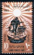 EGYPT / 1965 / LAND FORCES DAY / TANK / BARBED WIRE / FIGHTER / WAR / SWORD / MNH / VF . - Nuevos