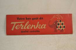 (AR5) Dessus De Présentoir Années 1960 - 1970, TERLENKA éléphant  . Vêtements Mode Textiles Design Pub Plv - Plaques En Carton