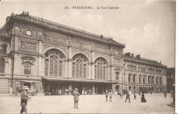 CARTE POSTALE ORIGINALE ANCIENNE : STRASBOURG  LA GARE CENTRALE ANIMEE BAS RHIN (67) - Stazioni Senza Treni