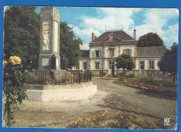 CPSM Grand Format - HAUTE VIENNE - SAINT SULPICE LES FEUILLES - LA MAIRIE & MONUMENT AUX MORTS - M. FAROU/ PA 8720 (74) - Saint Sulpice Les Feuilles