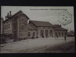 PAVILLONS-sous-BOIS (Seine-Saint-Denis) - Place De La Gare De Gargan - Animée - Voyagée Le 12 Septembre 1934 - Les Pavillons Sous Bois
