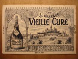 BUVARD ANCIEN - LIQUEUR DE LA VIEILLE CURE - 24X16 - Bouteille Chateau - Liqueur & Bière