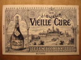 BUVARD ANCIEN - LIQUEUR DE LA VIEILLE CURE - 24X16 - Bouteille Chateau - Schnaps & Bier