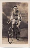 Carte  Postale Photo - Coureur Cycliste   - PHOTO - VELO - CYCLISME - - Radsport