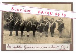 Rare Et Superbe Photographie Ancienne -Thème Gendarmes - Gendarmerie - Enfants- "Les Petits Gendarmes..."1905-TTB(scan) - Police - Gendarmerie