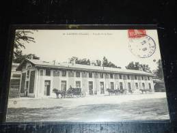 LANGON - FACADE DE LA GARE - AVEC UNE CALECHE DEVANT - 33 GIRONDE - Langon