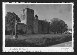 Saint- Sulpice De Royan  : L'église  . - Otros & Sin Clasificación