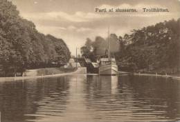 (111) Canal Trollhättan & Péniche - Hausboote