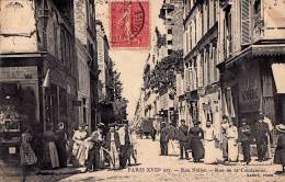 PARIS XVIIe ARR. : RUE NOLLET - RUE DE LA CONDAMINE : TRÈS BELLE ANIMATION ! - ANNÉE ~ 1905 - T.C.V. (m-079) - Arrondissement: 17