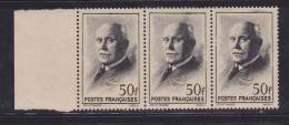 FRANCE  N°526 50F NOIR TYPE MAZELIN CHEVEUX SUR LE HAUT DU CRANE TIMBRE DU MILIEU BANDE DE 3  NEUF SANS CHARNIERE - Unused Stamps