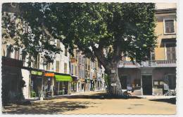 83 // CUERS  Mairie Et Rue Maréchal Foch   CSPM 9 X 14 - Cuers