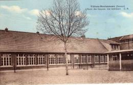 VILLERS - BRETONNEUX   (Somme)  -  L´ Ecole Des Garçons  -  Vue Intérieure - Villers Bretonneux