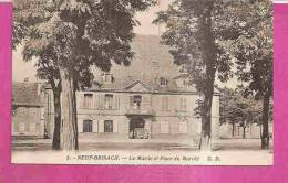 NEUF BRISACH   -    * LA MAIRIE Et  LA PLACE DU MARCHE *    -   Editeur : D.Delboy. De Mirecourt  N°5 - Neuf Brisach