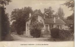 CPA FONTENAY TRESIGNY (Seine Et Marne) - La Croix Sainte Marthe - Fontenay Tresigny