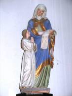 VAEploues02 - PLOUESCAT (29) - L'Eglise - Statue De Sainte Anne - Plouescat