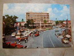 Bridgetown -auto   - Barbados - W.I.  West Indies  D77811 - Barbados (Barbuda)