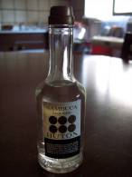 Sambuca Buton Liquore: Bottiglia Mignon Tappo Plastica. Gio. Buton & C. Bologna Stabilimento San Lazzaro Di Savena - Spiritueux