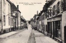 57 BITCHE - Rue Saint Augustin Et Hôpital Militaire - Bitche