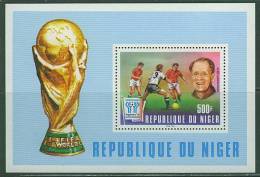 B578N0018 Football Entraineur Herberger Bloc 19 Niger 1978 Neuf ** Coupe Du Monde Argentina 78 - 1978 – Argentine