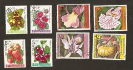 3-2. Bulgaria, LOT Set Of 8 - 1986 ORCHIDS Flowers -  1984 BERRIES - FLORA - Usados