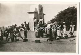 NIAMEY - N° 11 - FEMMES A LA FONTAINE - Niger