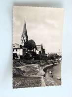 Carte Postale Ancienne : LANGON : L'Eglise Et Le Bord De Garonne - Langon