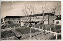 72 ECOMMOY * Cours Complementaire- Dortoirs Et Salles De Classe *  Belle CPA , Cachet 1963 - Ecommoy