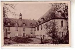 16 ROUILLAC D´ETAGNAC ( Charente ) - Vue De La Cour Principale Du Château De Rochebrune - Collection Machibier - Rouillac