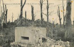 CHAULNES ABRI BOCHE BETONNE DANS LE PARC DU CHATEAU - Chaulnes