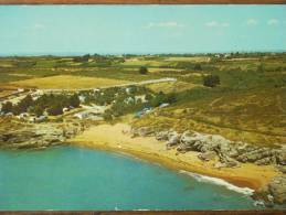 44 - PRÉFAILLES - Vue Aérienne De La Plage Des Amis De La Nature. (CPSM) - Préfailles