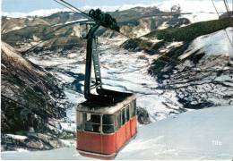 VALLEE D´AURE SAINT-LARY 65 - Arrivée De La Cabine Du Téléphérique Au Plà D´Adet - Vue Sur La Plaine D´Aure - T-2 * - Vielle Aure