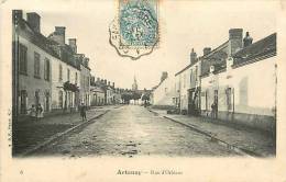 Loiret : Oct12 40 : Artenay  -  Rue D'Orléans - Artenay