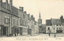 Loiret : Oct12 45 : Artenay  -  Place Principale  -  Eglise - Artenay