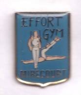 AA207 Pin's Gymnastique EFFORT GYM Mirecourt Vosges Pin'up Fille Achat Immédiat Immédiat - Gymnastique