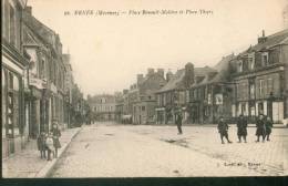 Place Renault - Molière Et Place Thiers - Ernee