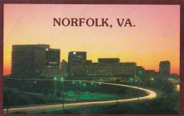 BR23451 Norfolk Virginia The City Comes Alise At The Sun Sets   2 Scans - Norfolk