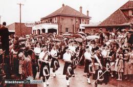 Blacktown, Sydney - C1950 Local Parade In Main Street - Council Reproduction Card Unused - Sydney