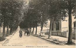 MONTSOULT    Avenue De La Gare  (animation:attelage,brouette,maman Et Ses Enfants) - Montsoult