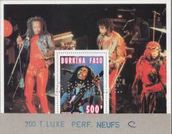 Burkina Faso 1995 Y&T 948 En Bloc Perforé "annulé" Collé Sur Carton Par L´imprimeur Afin De Connaître... Bob Marley - Chanteurs