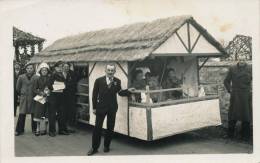 LA SUZE - Carte Photo Représentant Un Char Décoré Avec Animaux Chien Et Enfants - Photo A. LEMAITRE à LA SUZE - SARTHE - La Suze Sur Sarthe